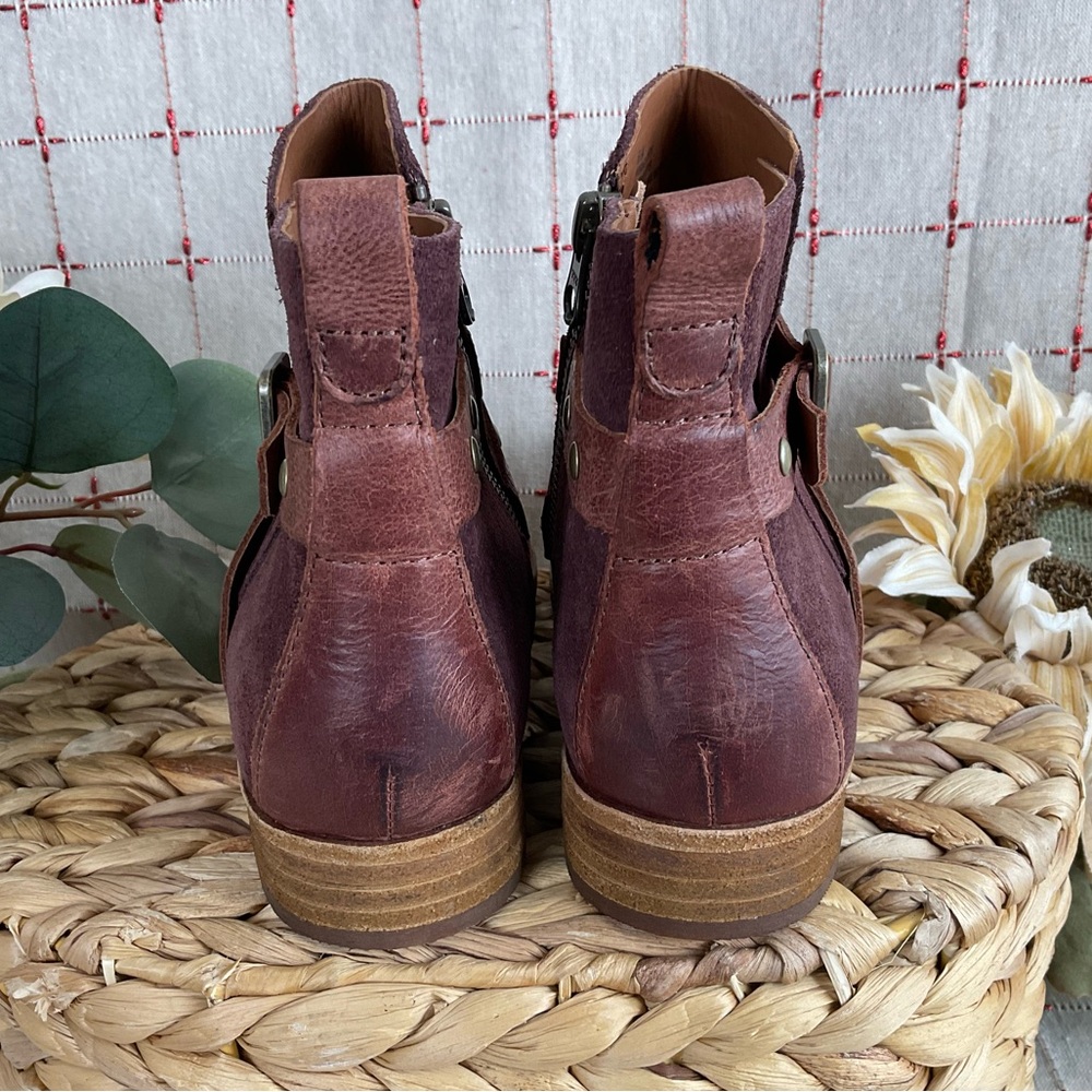 Kork-Ease “Kenai” Studded Ankle Boots Bootie Burgundy Suede Buckle Strap Sz 6.5 - Picture 3 of 7